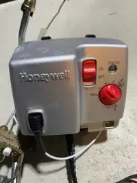 Honeywell WV4462A1073 Hot Water Tank Heater Gas Control Valve