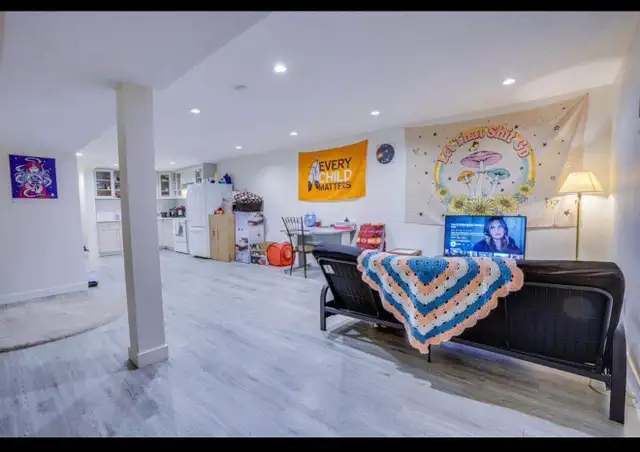 Legal one bedroom suite in Heart ❤️ of calgary