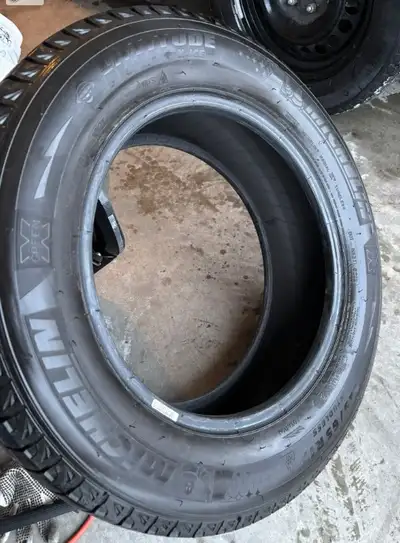 Selling 3+1 Michelin Latitude X-ice winter tires in great shape, barely used for 4 winters on RAV4....