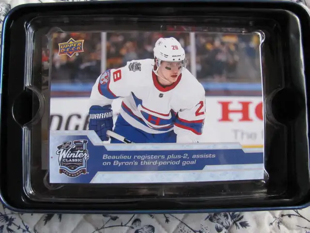 2016 Upper Deck Connor McDavid Tin Box in Arts & Collectibles in Edmonton - Image 3