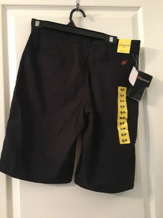 BNWT Shorts - Women’s (Brand New With Tags) in Women's - Bottoms in Markham / York Region - Image 2