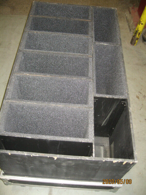 used ECM case with slots in Other in Kitchener / Waterloo - Image 3