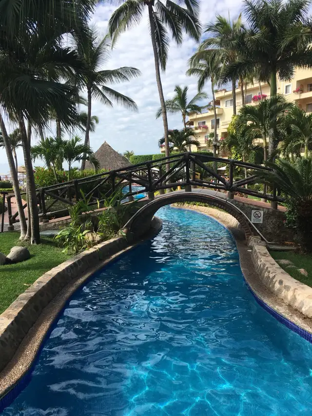 Studio oceanfront suites in Puerto Vallarta Mexico per week in Mexico in Canada - Image 8