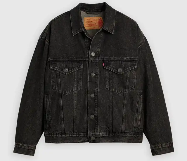 Nike Air Jordan x Levi's trucker denim jacket - Small in Men's in City of Toronto - Image 2