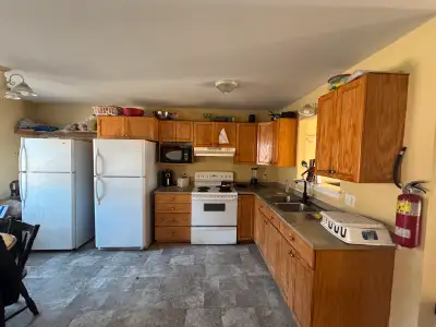 Starting May 1st, 2 Private rooms available on east side Saint John close to McAllister Mall and oth...
