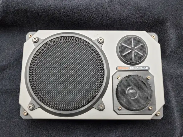 CLARION 5700R AM/FM STEREO CASSETTE RECIEVER GS-515 MARK II in General Electronics in Markham / York Region - Image 8