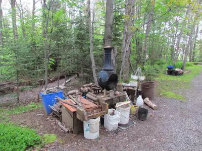 Petit foyer extérieur, View more