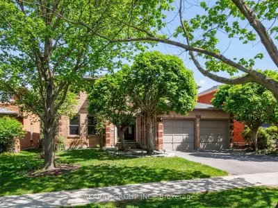 Set on a deep lot backing onto a trail and ravine, this property offers nearly 5,400 sq. ft. of livi...