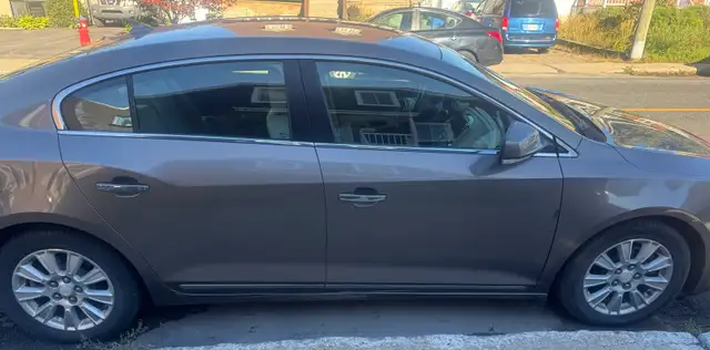 Buick LaCrosse582838611692769282