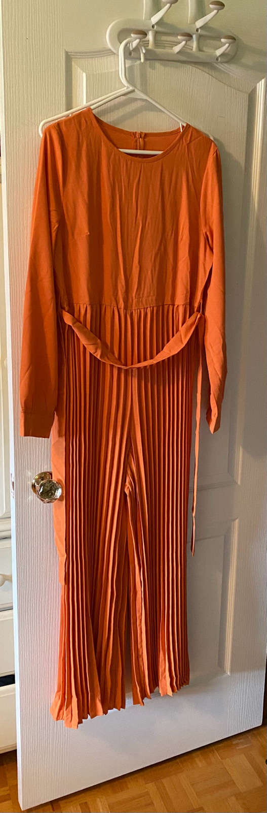 Orange Jumpsuit in Women's - Dresses & Skirts in Markham / York Region