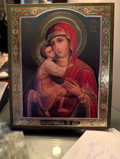 Hand Painting Madonna and Child on Wooden Plaque, View more