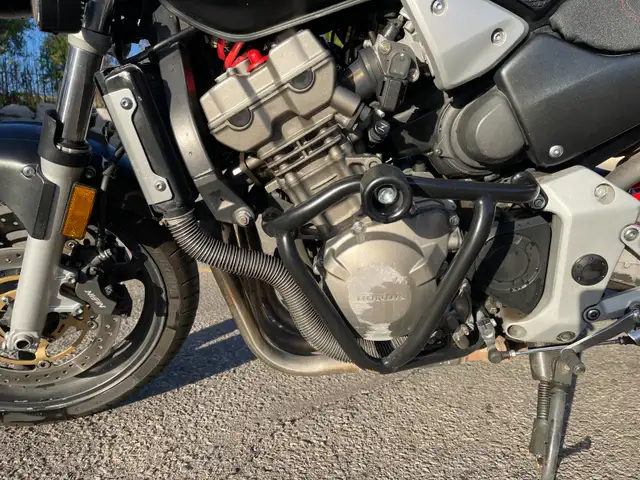 Honda Hornet 919 - CB900F - Fireblade Engine - Road Warrior in Sport Touring in City of Toronto - Image 10