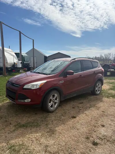 2014 Ford Escape SE 4 door SUV 274606km on a 1.6 L eco boost. AWD Runs and drives great. Only reason...