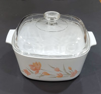 Vintage peach floral Corningware 5l casserole with lid