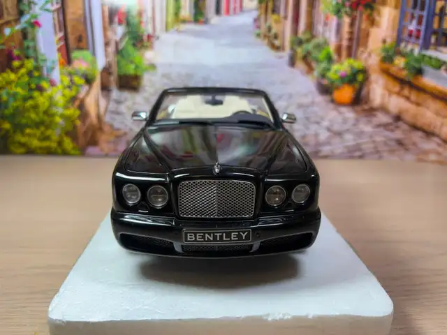 1:18 Minichamps Bentley Azure Convertible (2006) Diecast Model N in Arts & Collectibles in Mississauga / Peel Region - Image 4
