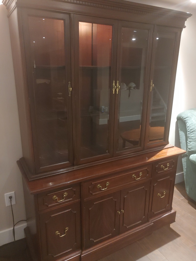 China and hutch Gibbard Hutches & Display Barrie Kijiji