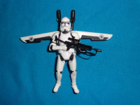 Star Wars Clone Trooper w/ Firing Jet Backpack ROTS Revenge Sith