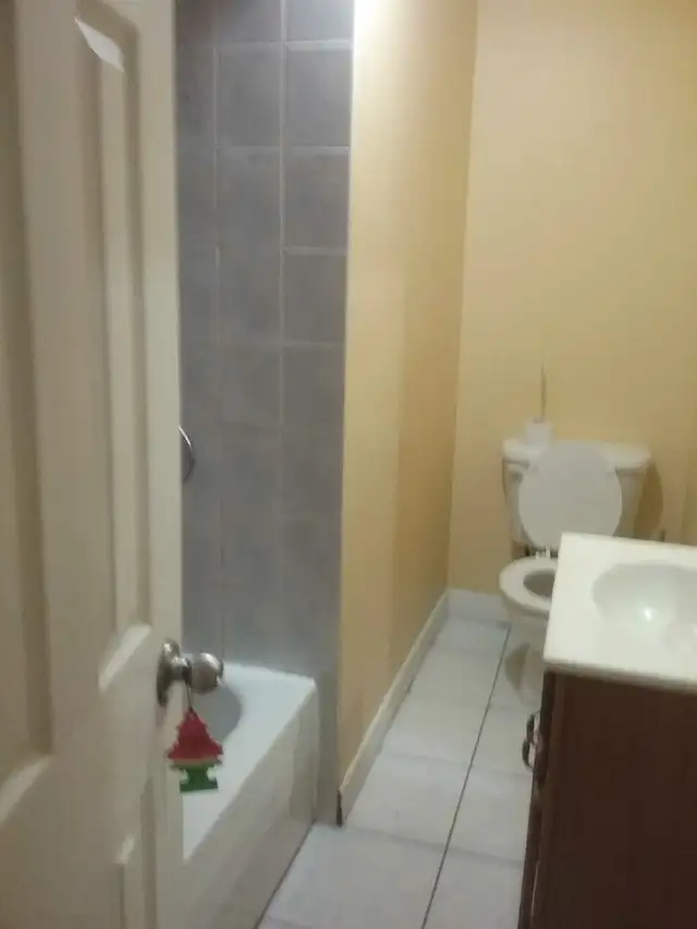 2 bedrooms furnished Basement