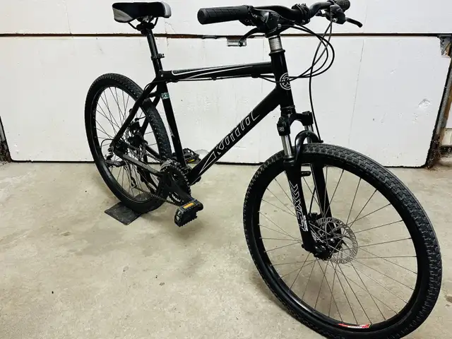 Overhauled Kona aluminum mountain bike large frame in Mountain in Markham / York Region - Image 2