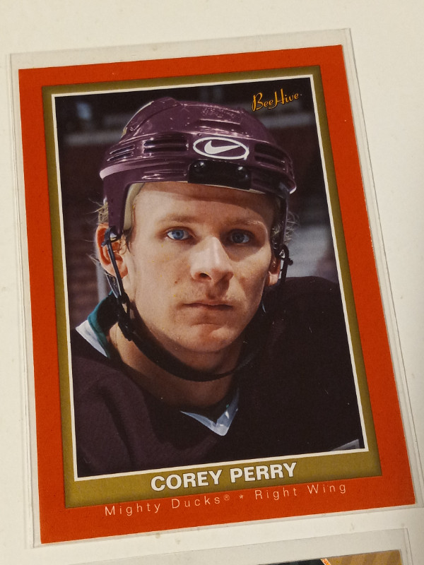 Hockey Cards Corey Perry Young Guns, BeeHive,UD P Play RCs Lot 4 in Arts & Collectibles in Trenton - Image 4