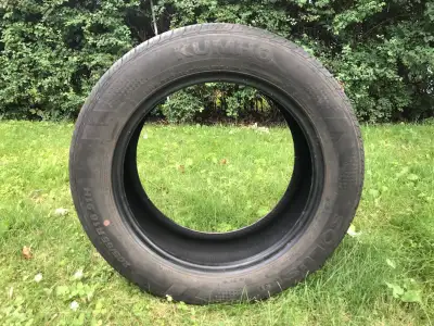 2x pneus Kumho Solus TA31 All-Season 205/55R16 en très bonne condition. Ils sont des pneus toutes sa...