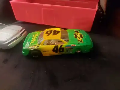 2 cars and assesories or 60 each car..40 for pink kit no bottom only car shell