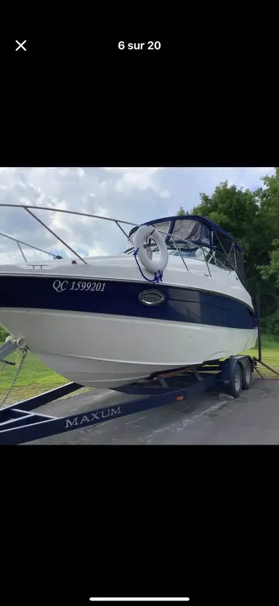 Maxum 2500 se moteur 5.7 litre full injection 2004 800 hrs feu refait complet va comme un neuf remor...