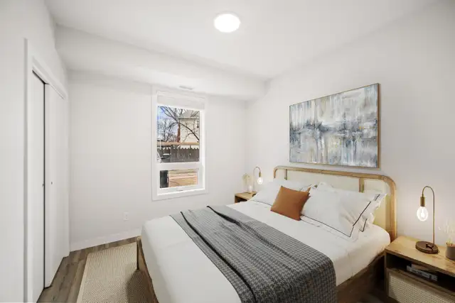 2 Bedroom Apartment Move in Ready!