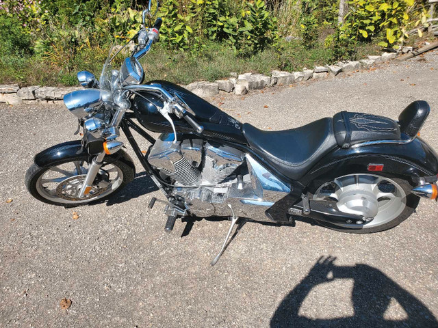 NEW PRICE - 2010 Honda Fury 1300 in Street, Cruisers & Choppers in Owen Sound - Image 2