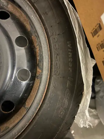 Used for half a season, it’s almost brand new with hairs on it it’s almost brand new.