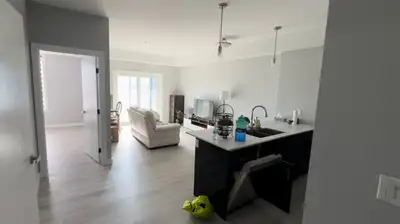 Modern 1-Bedroom Apartment in St. Vital – Available Now!