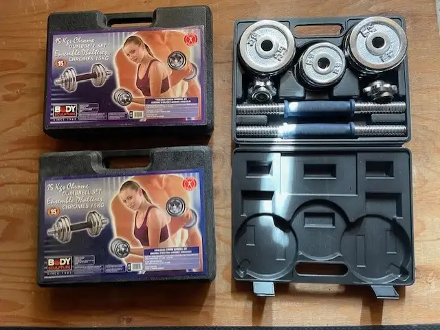 Chrome Dumbbell set 15kg (33lb) in Exercise Equipment in Burnaby/New Westminster - Image 2