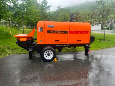 Never been used Concrete pump YG-30 Disel Comes with: -remote control -180 ft hard pipe (20 in total...