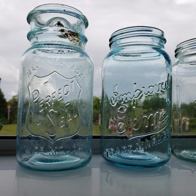 Antique Aqua Sealers Mason Jars in Arts & Collectibles in Saskatoon