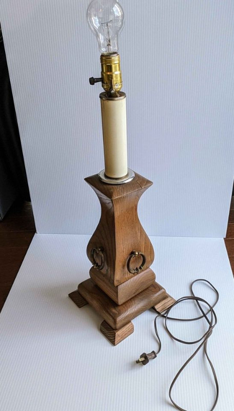 Solid Oak Base Candle Stick Table Lamp in Home Décor & Accents in Ottawa