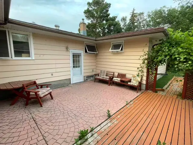 Basement Room for Rent in Long Term Rentals in Regina - Image 4