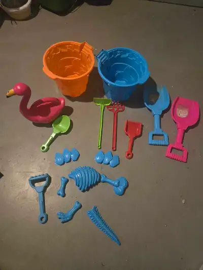 Free Sand Toys, View more