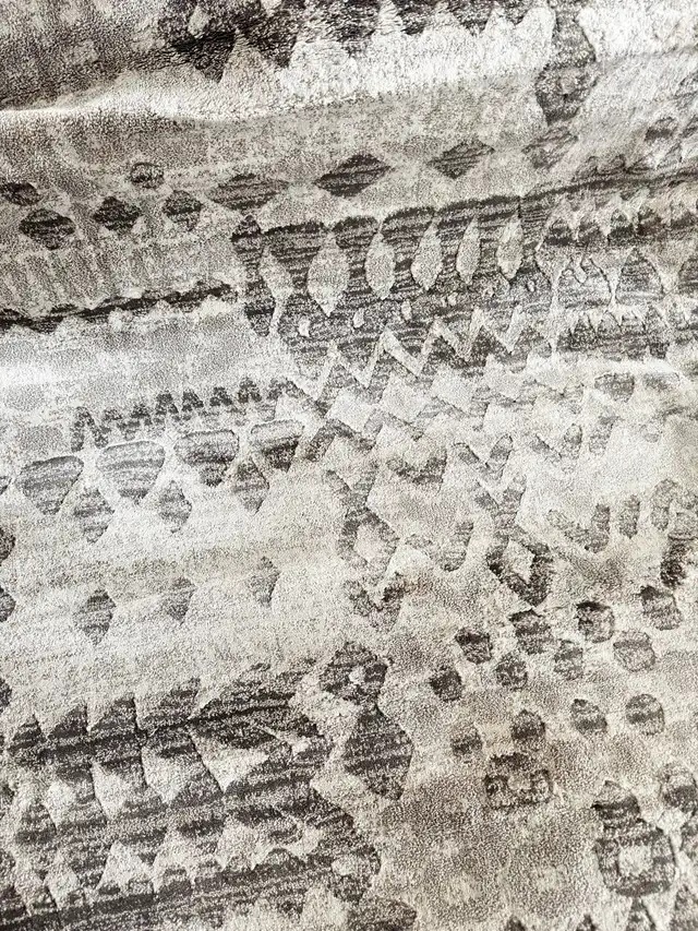 Central Rug & Decor Rug in Rugs, Carpets & Runners in Ottawa - Image 2