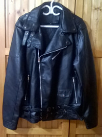 Men's Vintage Style Leather Biker Jacket. NEW!!!
