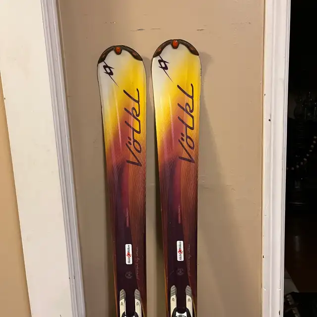 158 Volki ski with boots  in Ski in Markham / York Region - Image 5
