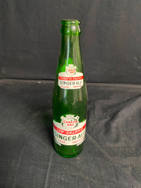 Canada Dry Low Calorie Pop Bottle