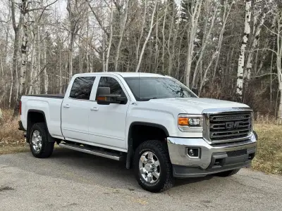 2015 GMC Z71 package. Really clean truck. It has been taken care of. Losts of upgrades including del...