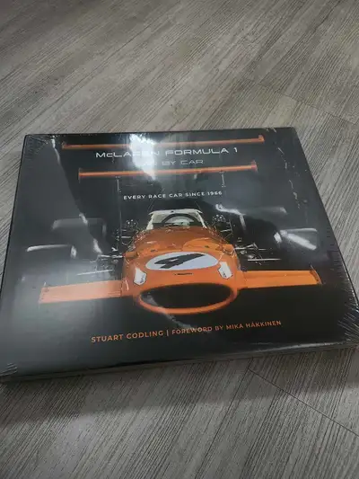 Explore 60 thrilling years of McLaren Formula 1 race cars in this handsome volume, complete with det...