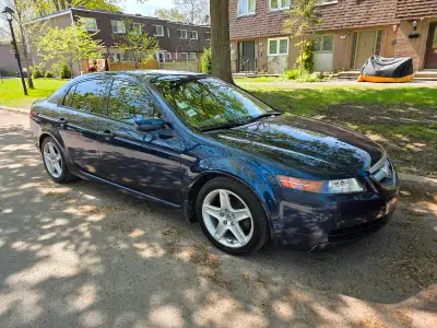 Selling my baby :( Lots of work done on her in the 2025 & 2024 year: -Front CV axles ($500) -Front a...