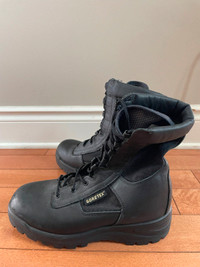 GORETEX Military Tactical Boots - Size 11 Mens