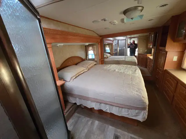 2007 Cardinal 5th Wheel RV in Travel Trailers & Campers in Calgary - Image 6