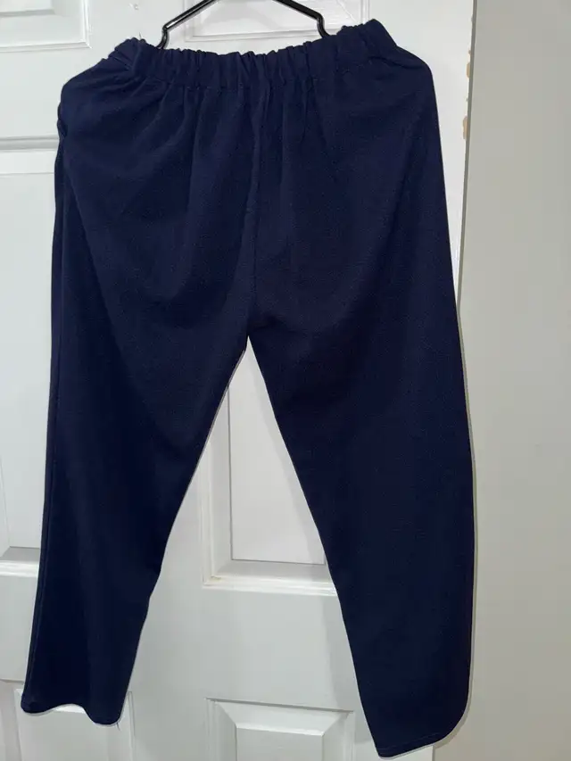 skirts and pants in Women's - Bottoms in City of Toronto - Image 6