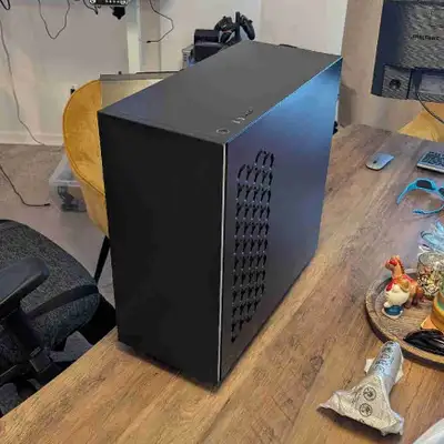 Very capable gaming PC for sale Completely cleaned, with new thermal paste and cooler. In perfect co...