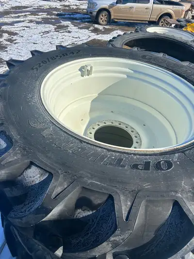 2024 Good year T9 4-520/85R42 Tires and rims. These were shipping tires off a new holland 4wd tracto...