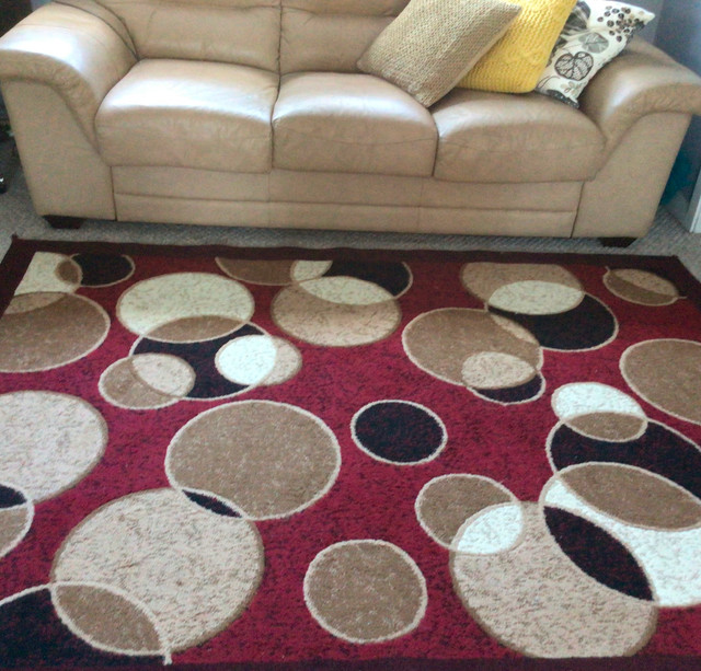 6X8 1/2” colourful area rug in Rugs, Carpets & Runners in Saskatoon